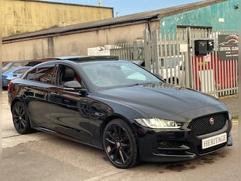 Used Jaguar XE 2017 for sale - 79765173: Photo