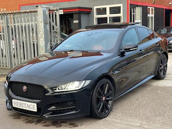 Used Jaguar XE 2017 for sale - 79765173: Photo