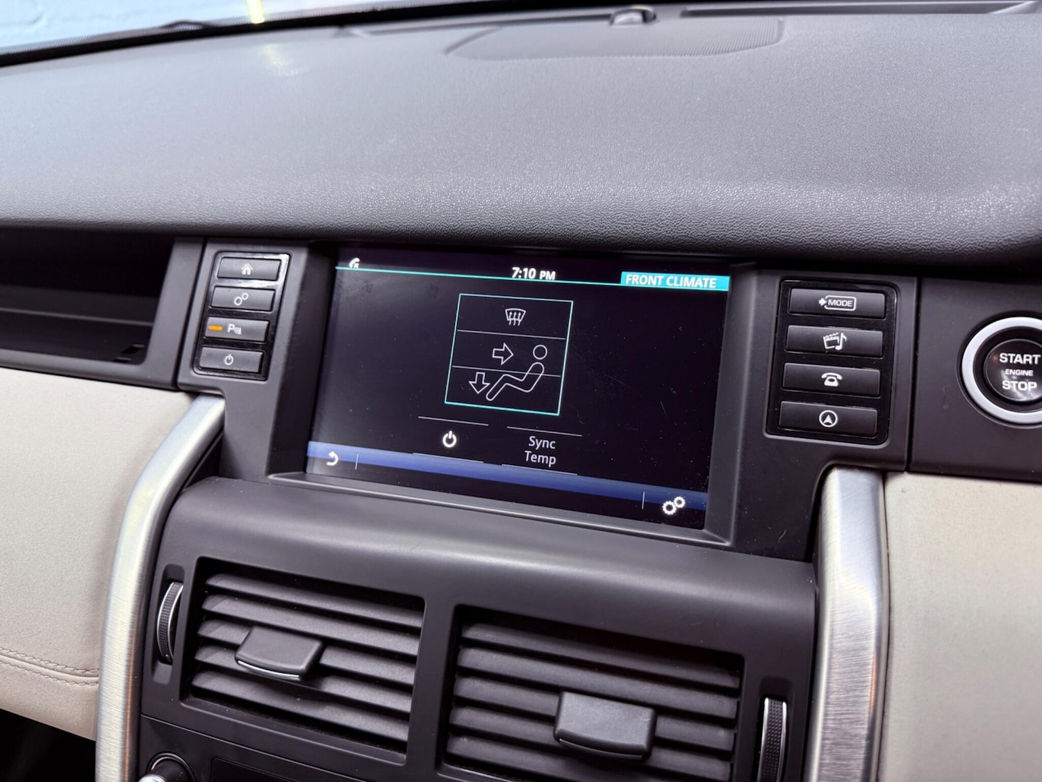 Used Land Rover Discovery Sport for sale - 77769518: Photo 11