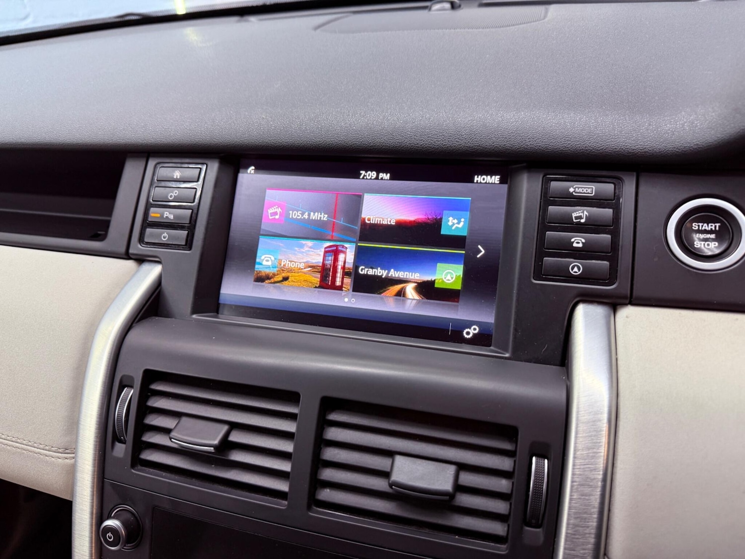 Used Land Rover Discovery Sport for sale - 77769518: Photo 15