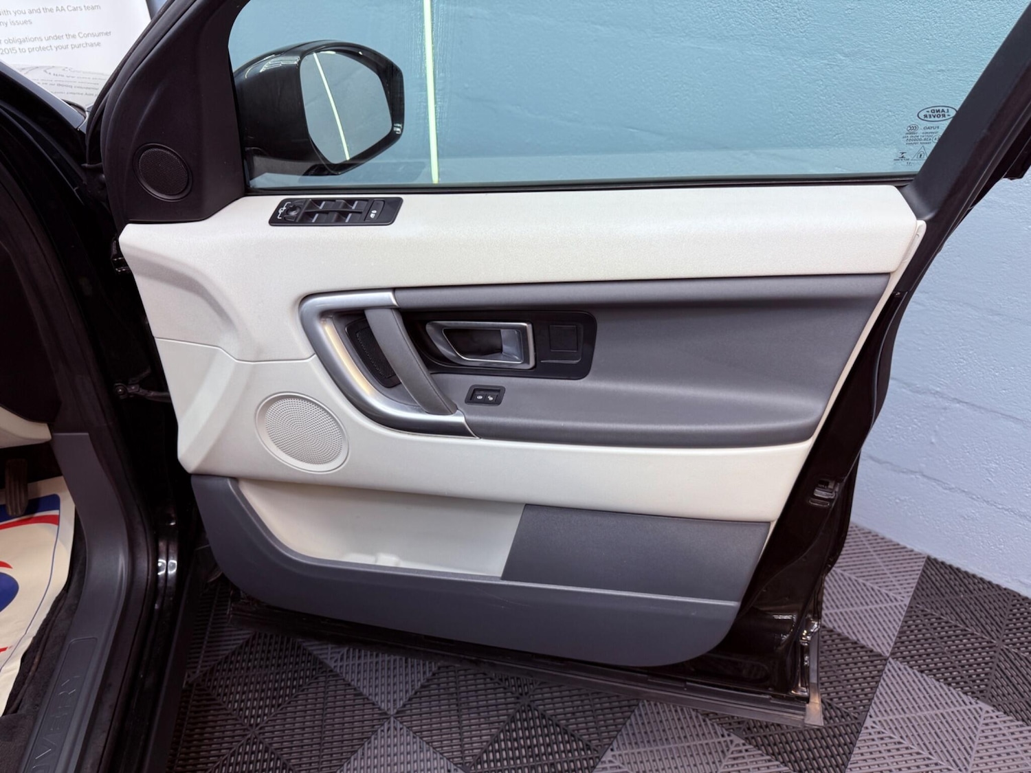 Used Land Rover Discovery Sport for sale - 77769518: Photo 50