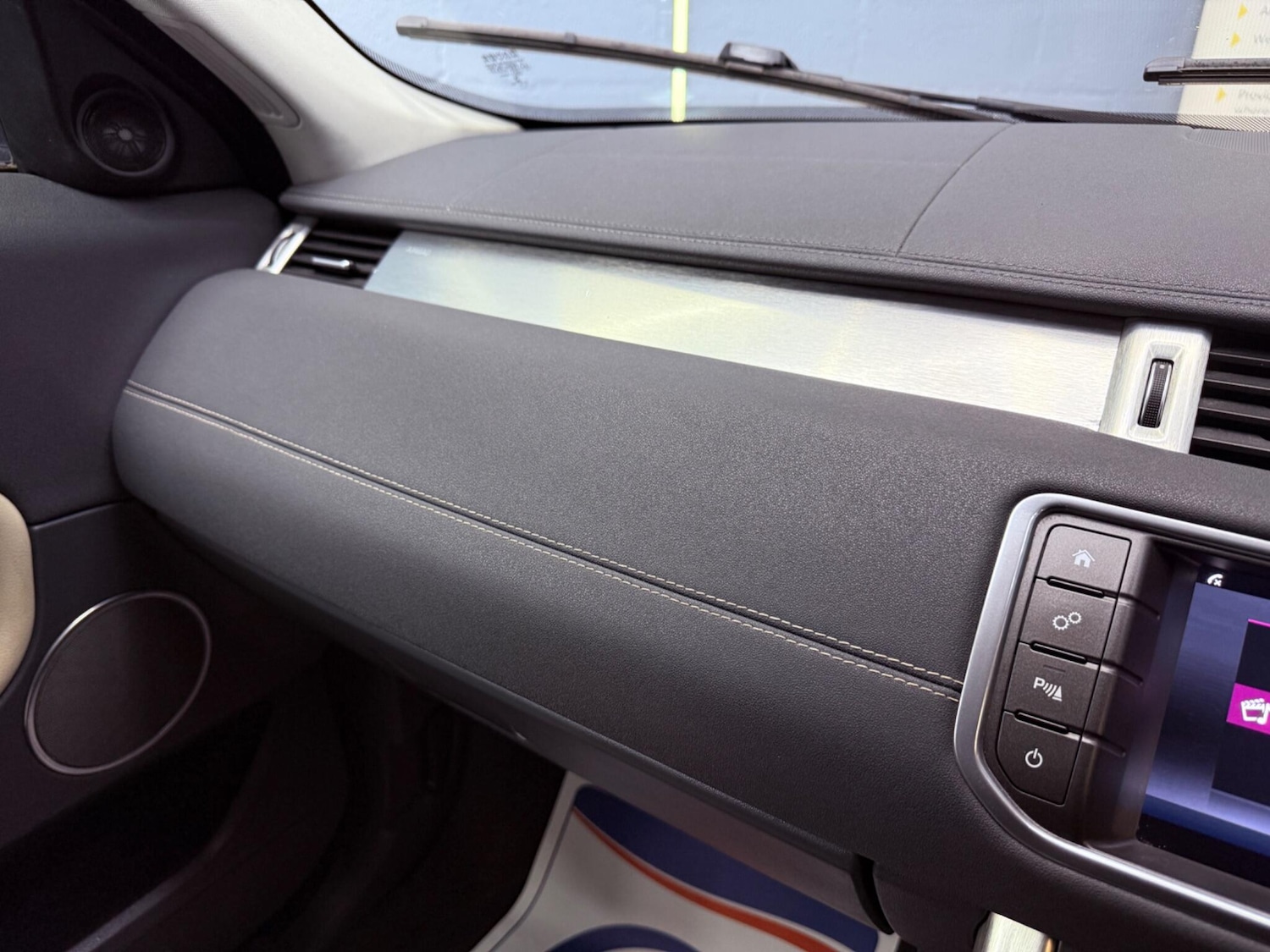 Used Land Rover Range Rover Evoque 2016 for sale - 77455224: Photo 13