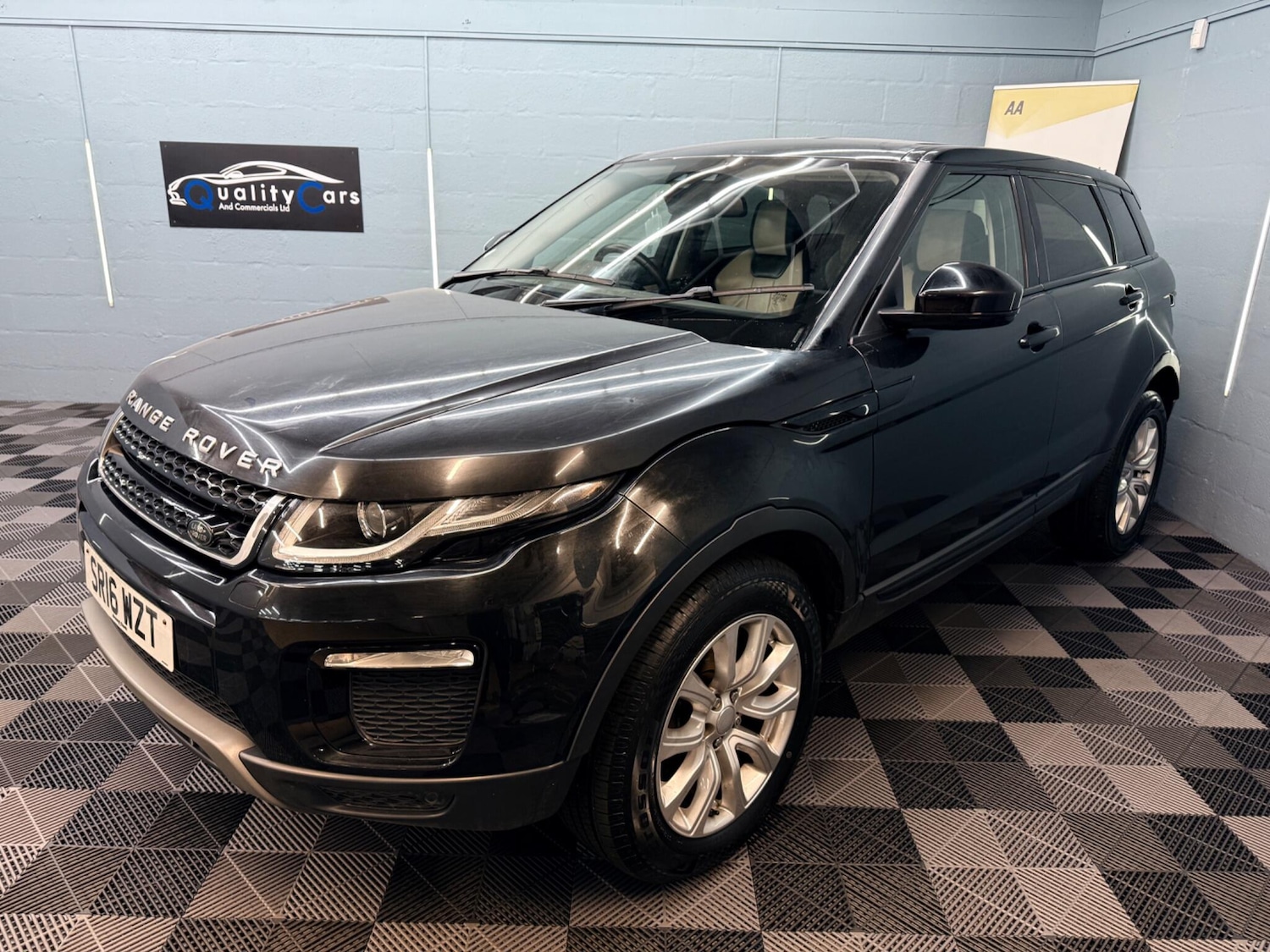 Used Land Rover Range Rover Evoque 2016 for sale - 77455224: Photo 6