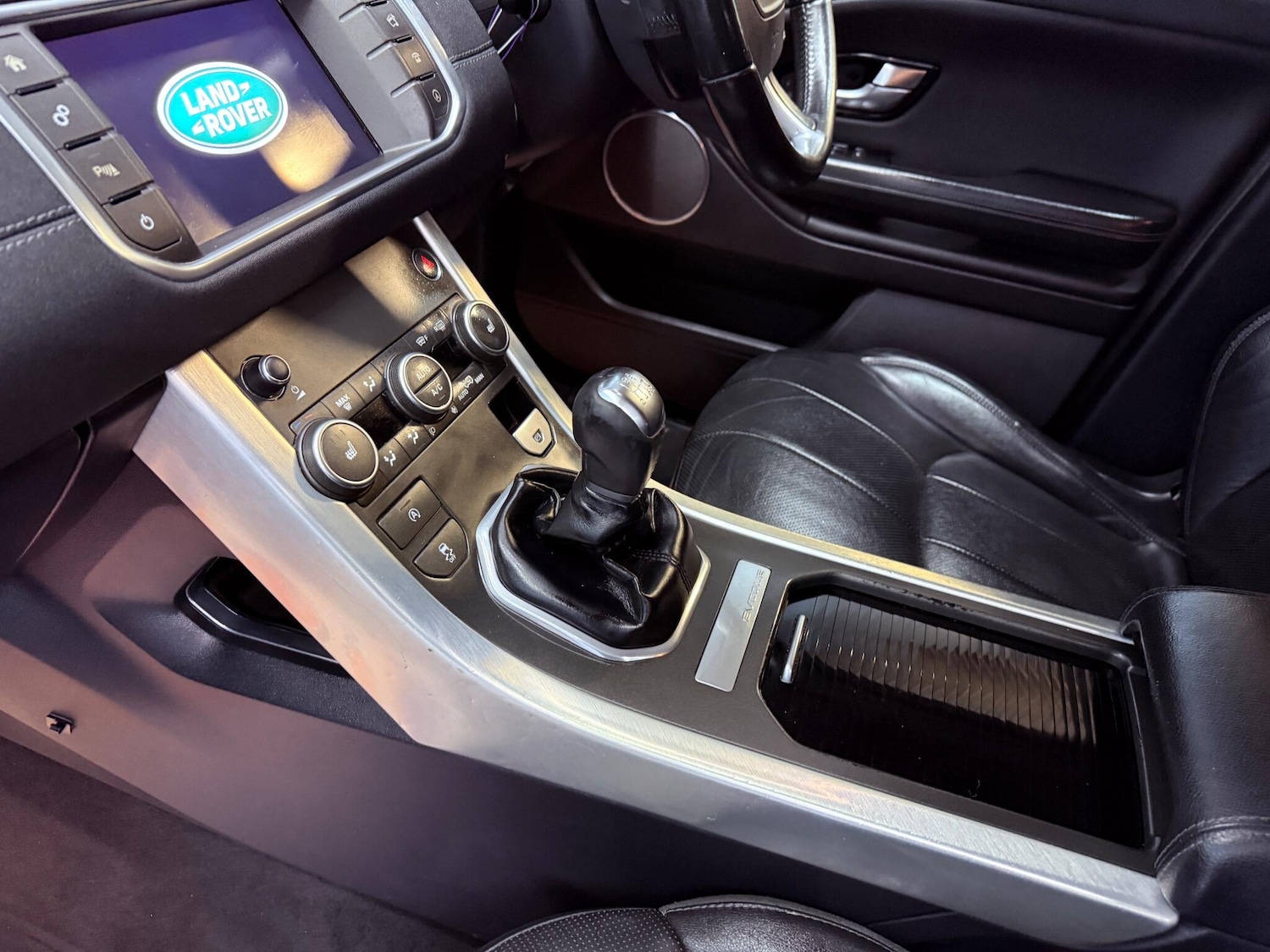 Used Land Rover Range Rover Evoque 2016 for sale - 76259566: Photo 28