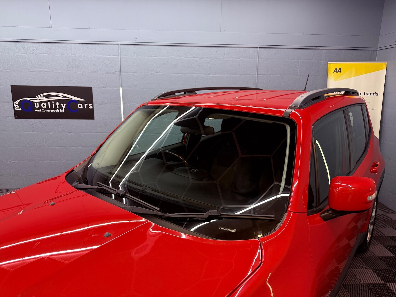 Used Jeep Renegade 2016 for sale - 76926604: Photo 4