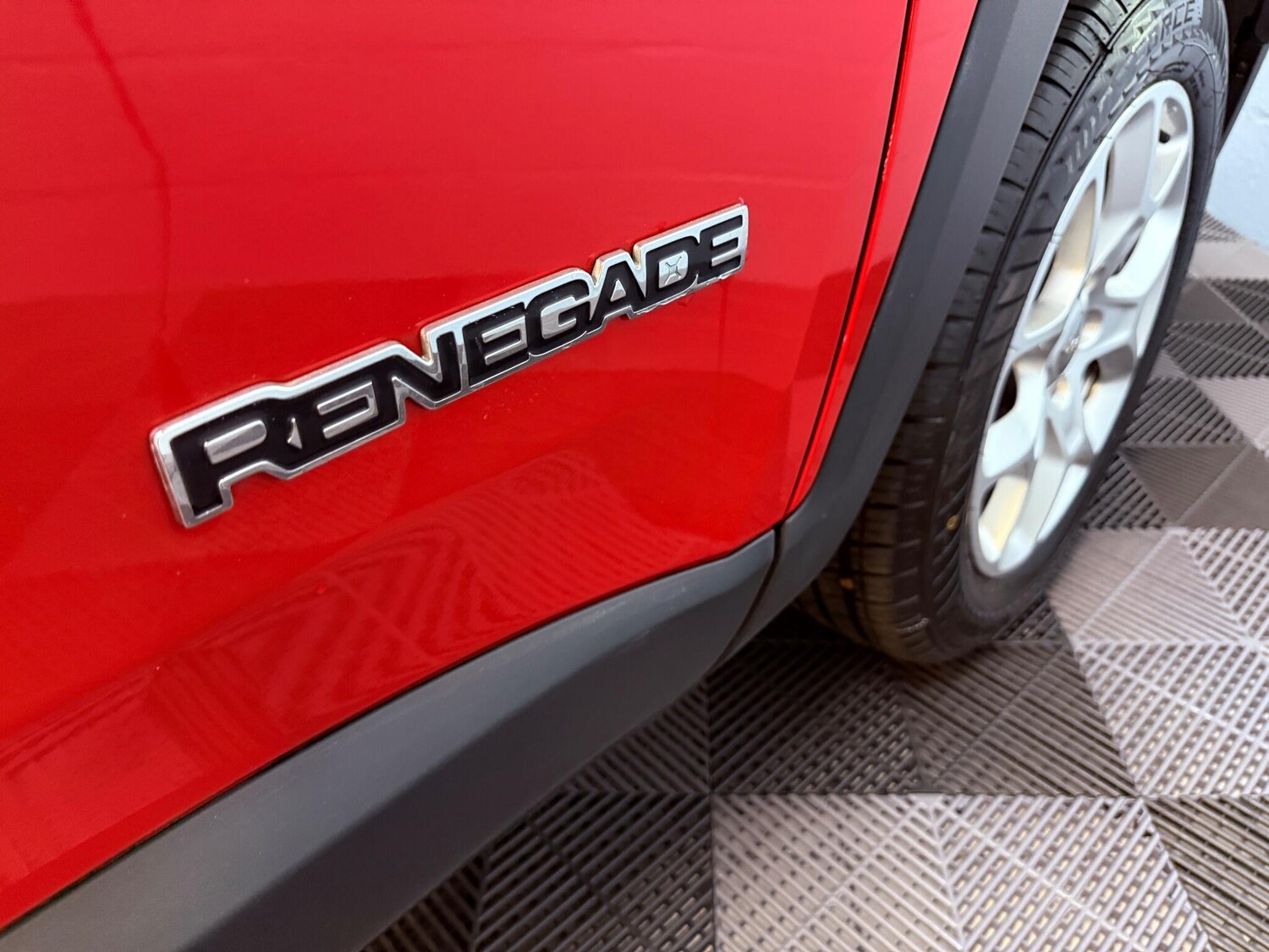 Used Jeep Renegade 2016 for sale - 76926604: Photo 51