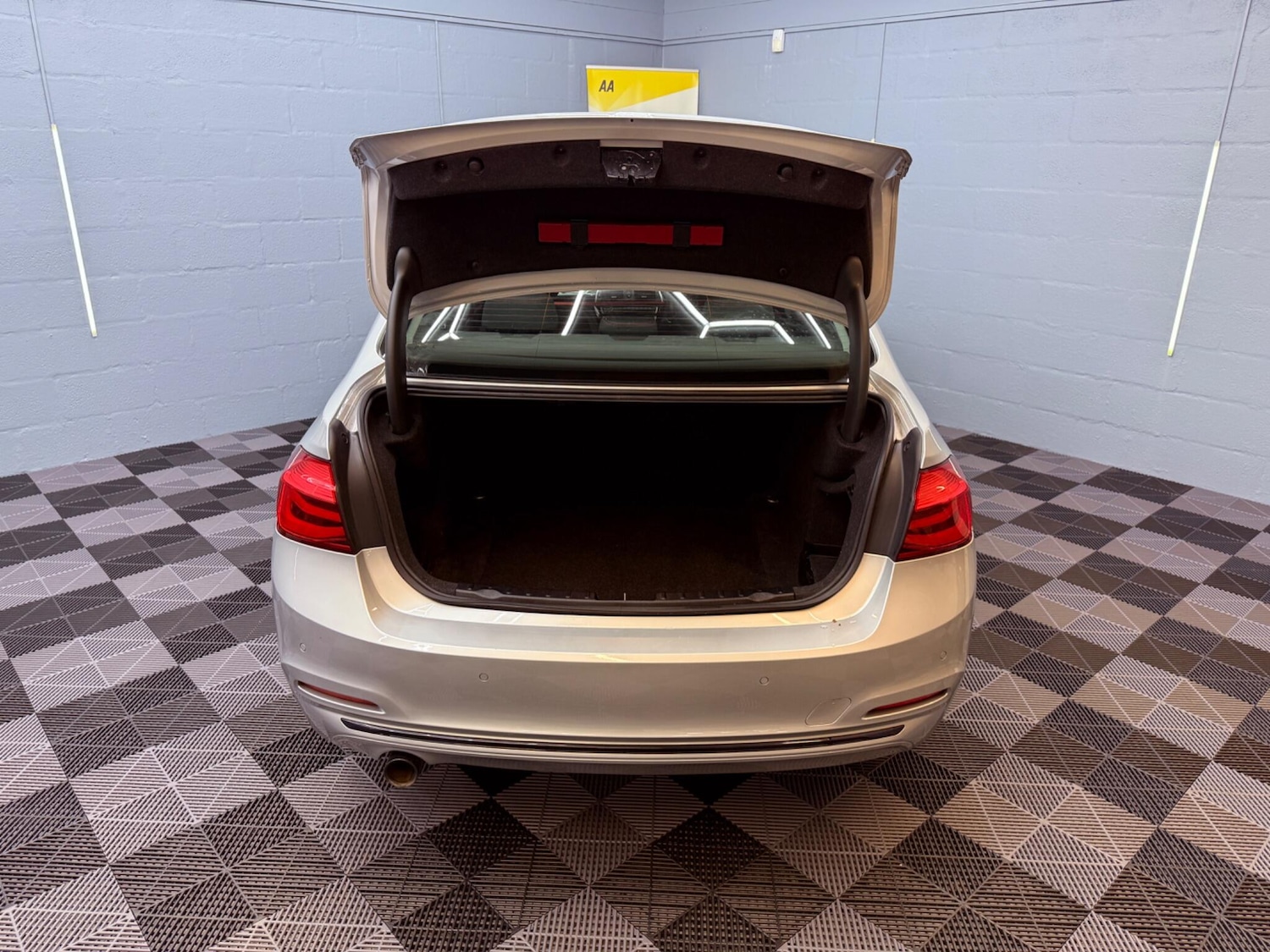 Vehicle 43