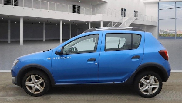 Used Dacia Sandero Stepway 2013 for sale - 76227790: Photo 4