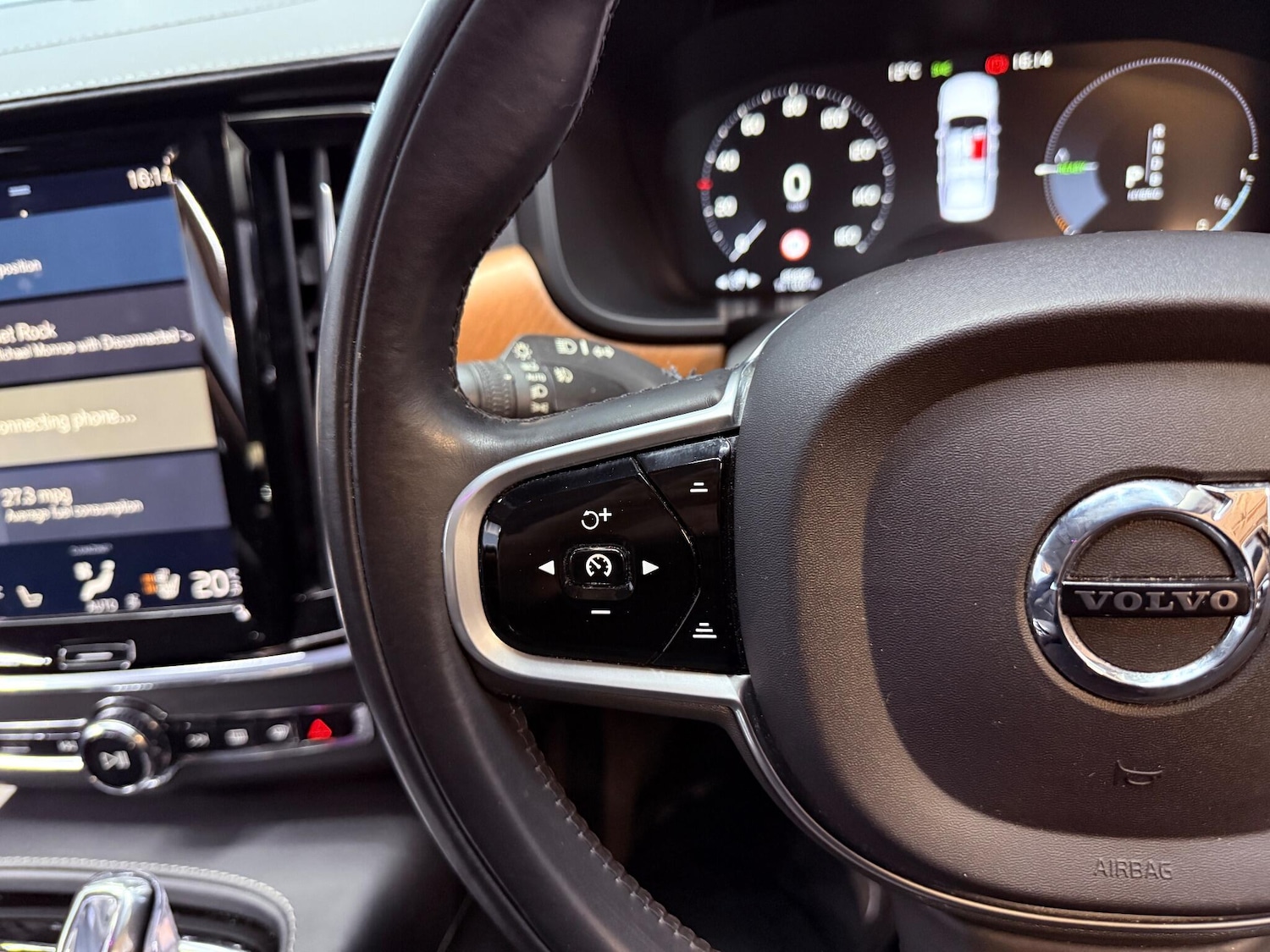 Used Volvo S90 2017 for sale - 76952570: Photo 29