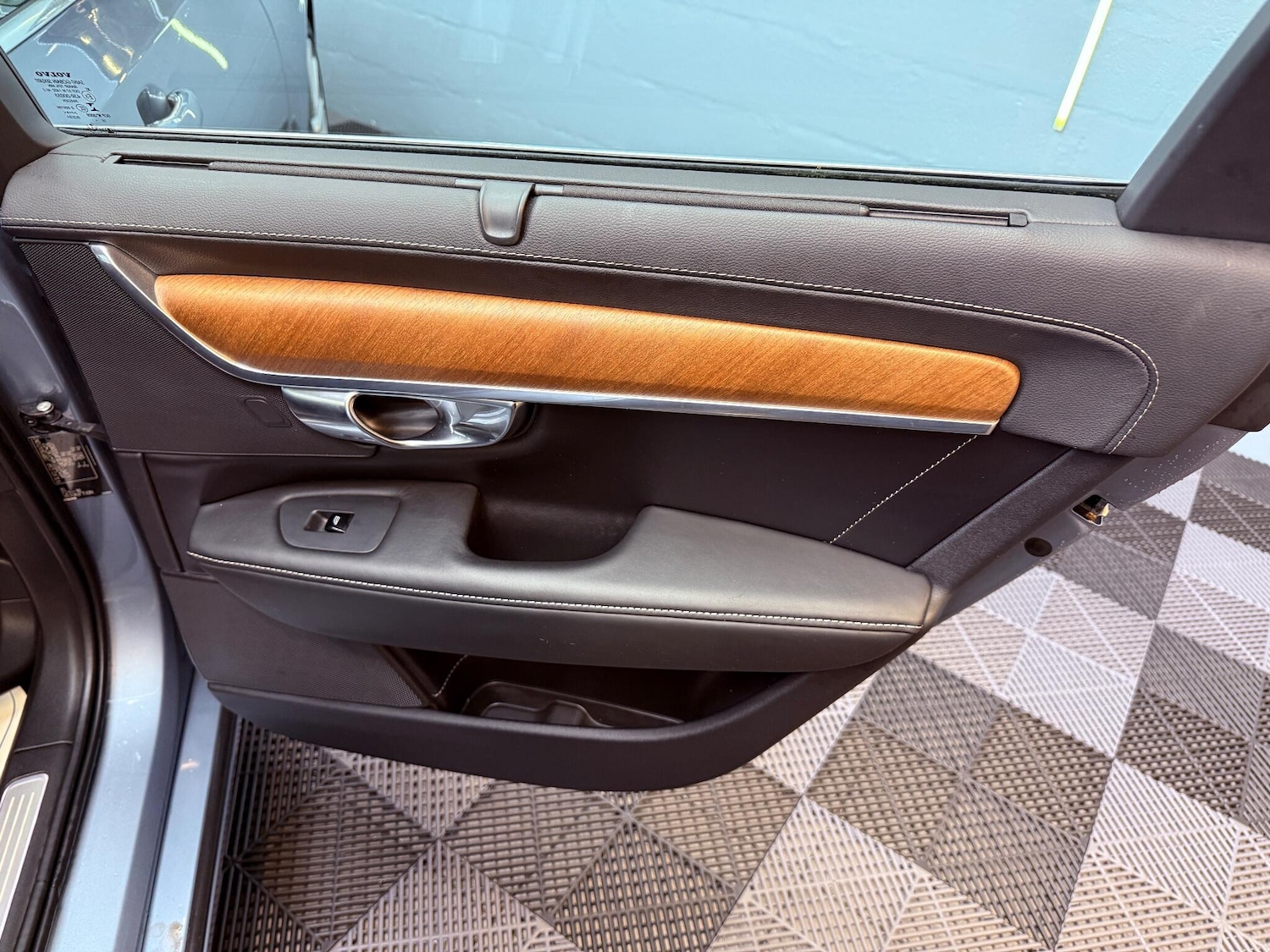 Used Volvo S90 2017 for sale - 76952570: Photo 54