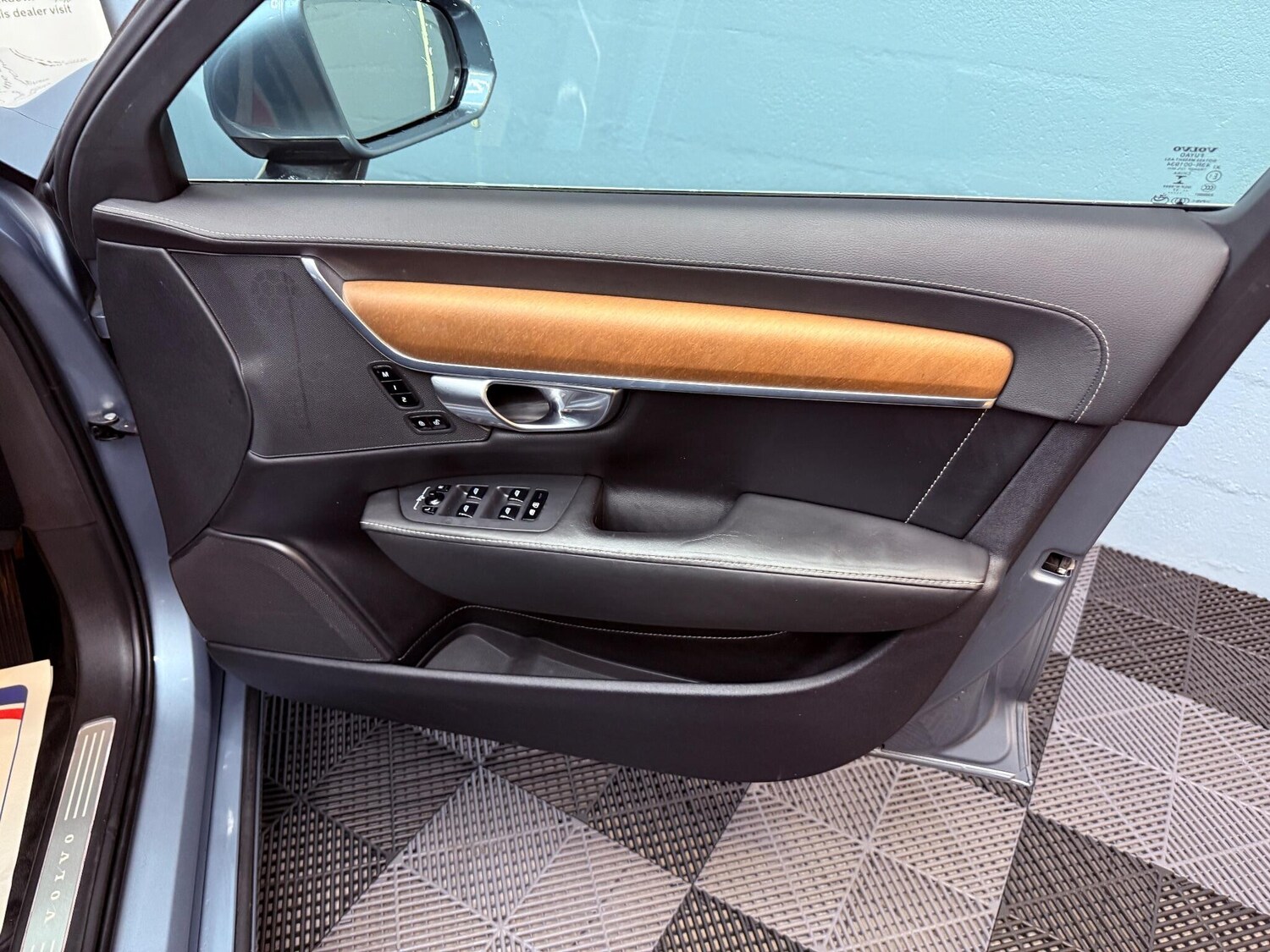 Used Volvo S90 2017 for sale - 76952570: Photo 65