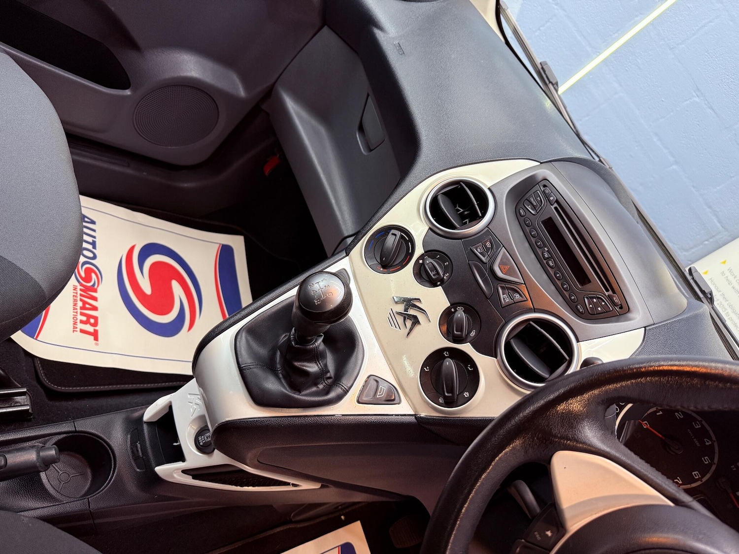 Used Ford Ka 2014 for sale - 76607480: Photo 28