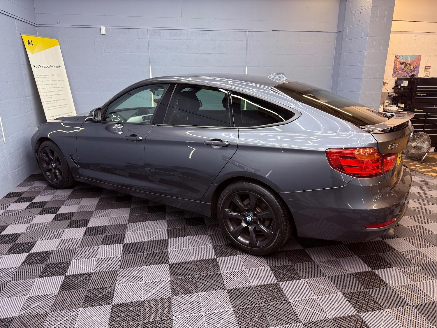 Used BMW 3 Series Gran Turismo 2013 for sale - 76573747: Photo 4