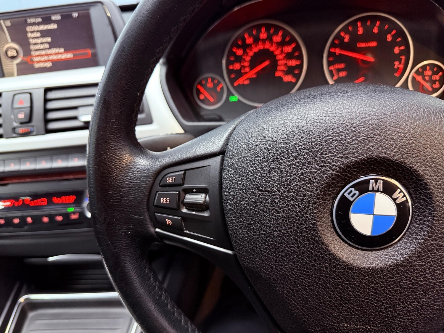 Used BMW 3 Series Gran Turismo 2013 for sale - 76573747: Photo 45