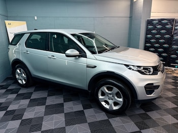 Used Land Rover Discovery Sport 2017 for sale - 77625590: Photo