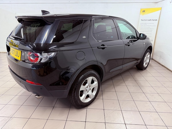Used Land Rover Discovery Sport 2017 for sale - 75414313: Photo 49