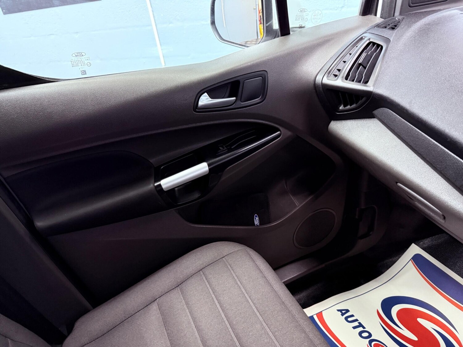 Used Ford Transit Connect 2019 for sale - 76993612: Photo 11