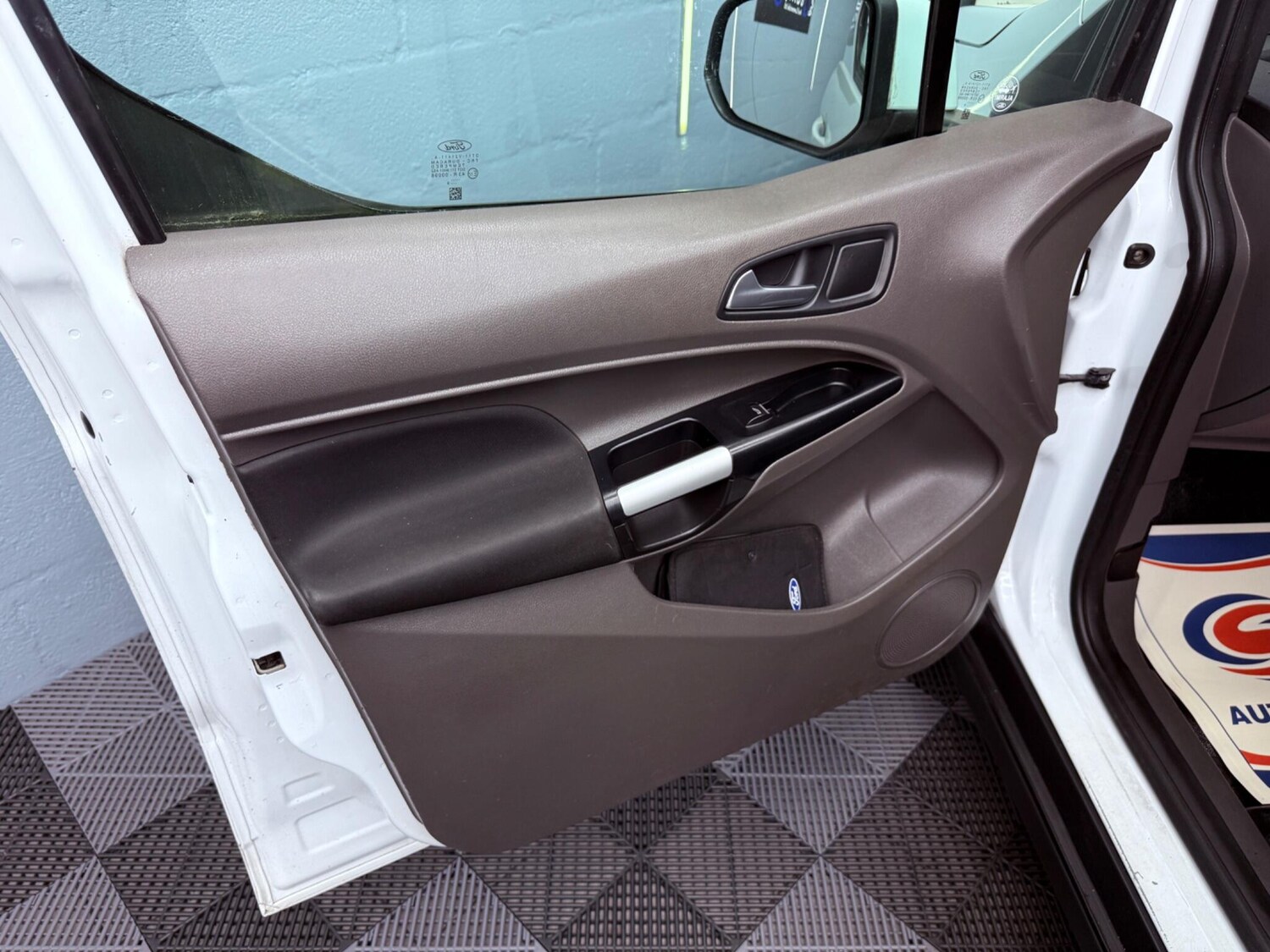 Used Ford Transit Connect 2019 for sale - 76993612: Photo 22