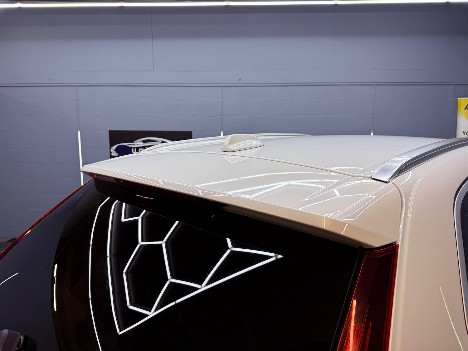 Used Volvo XC60 2018 for sale - 76423869: Photo 36