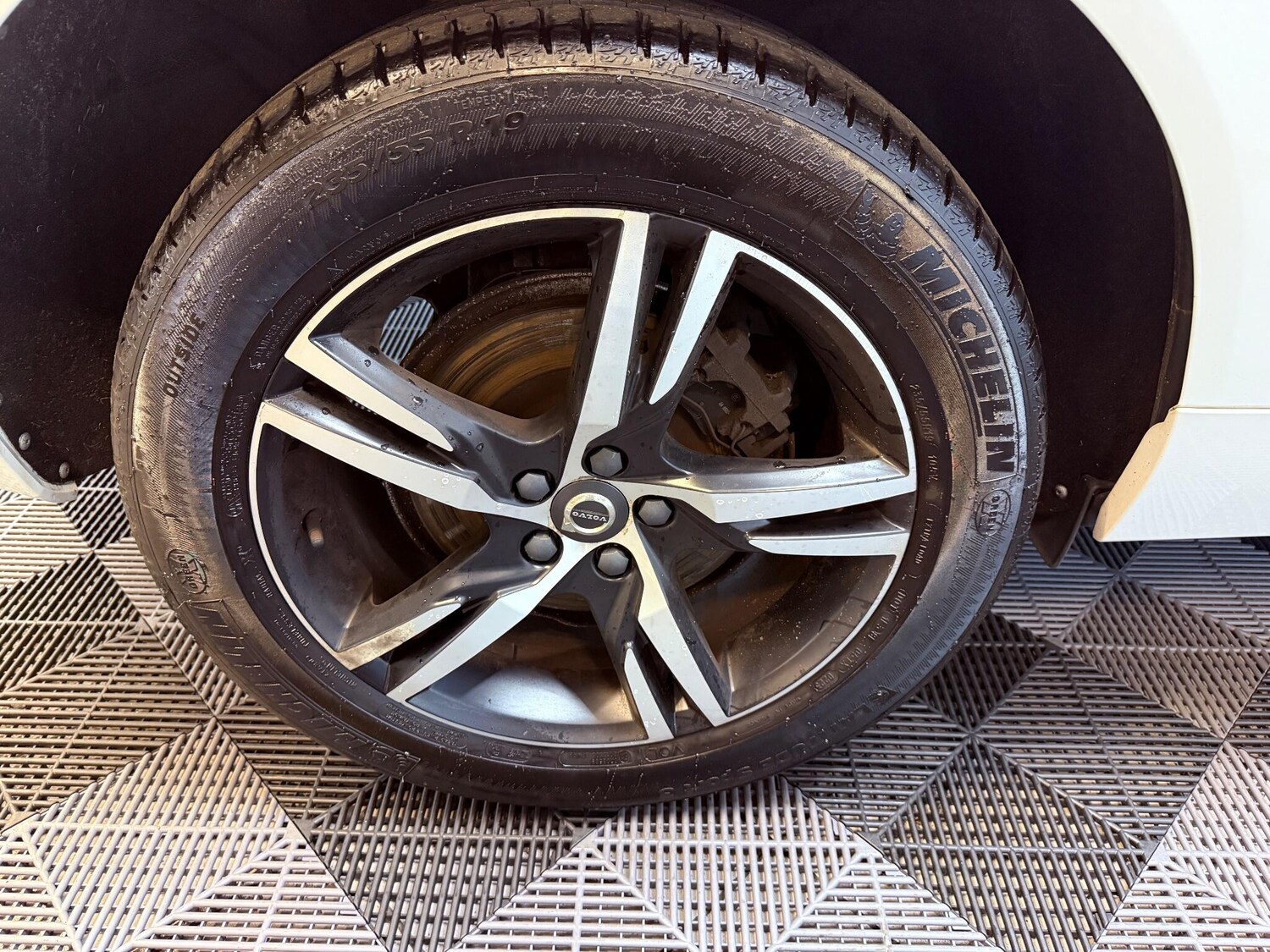 Used Volvo XC60 2018 for sale - 76423869: Photo 38