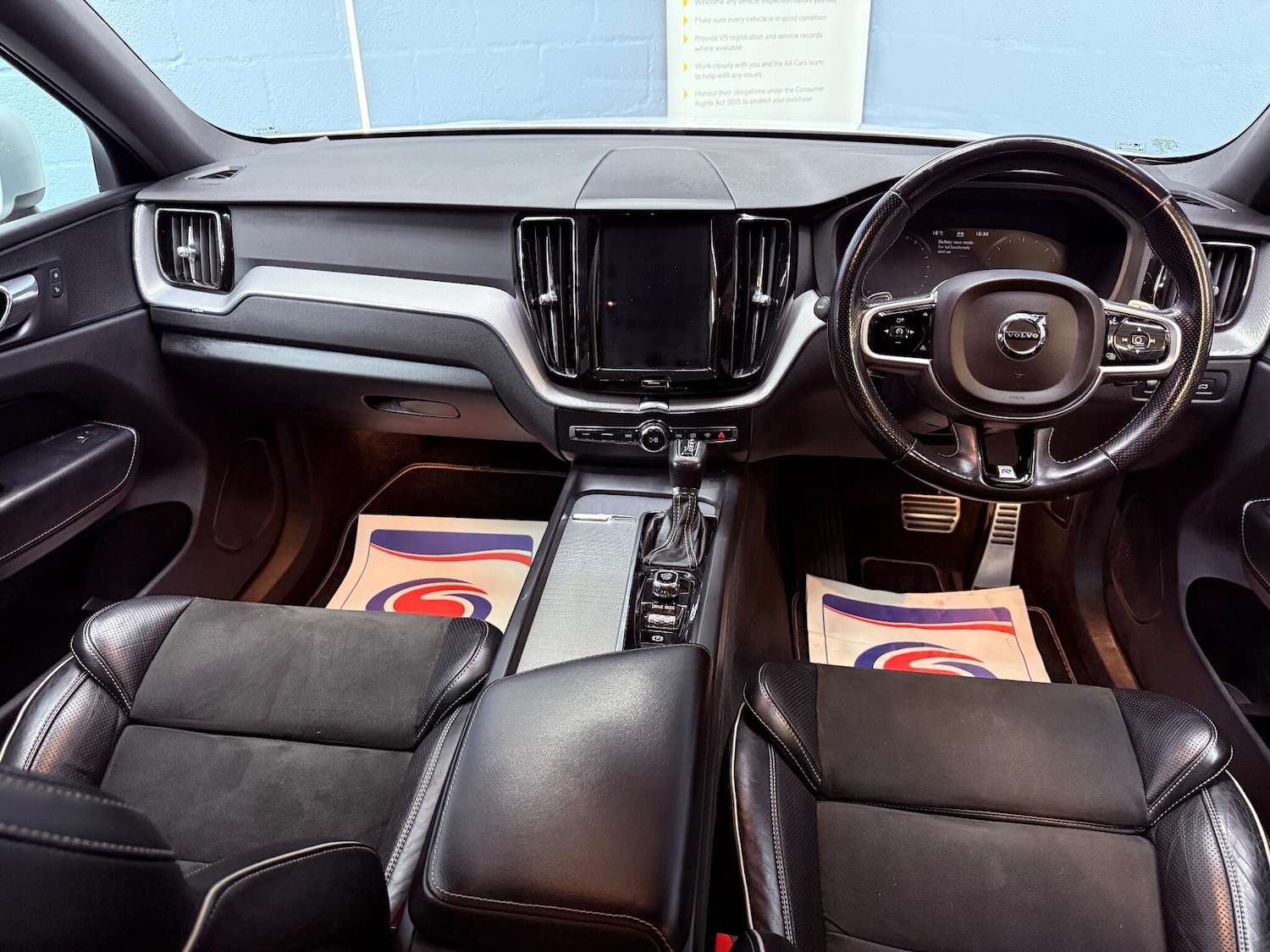 Used Volvo XC60 2018 for sale - 76423869: Photo 39