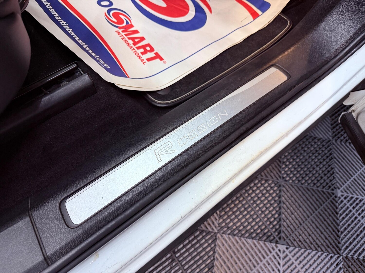 Used Volvo XC60 2018 for sale - 76423869: Photo 48