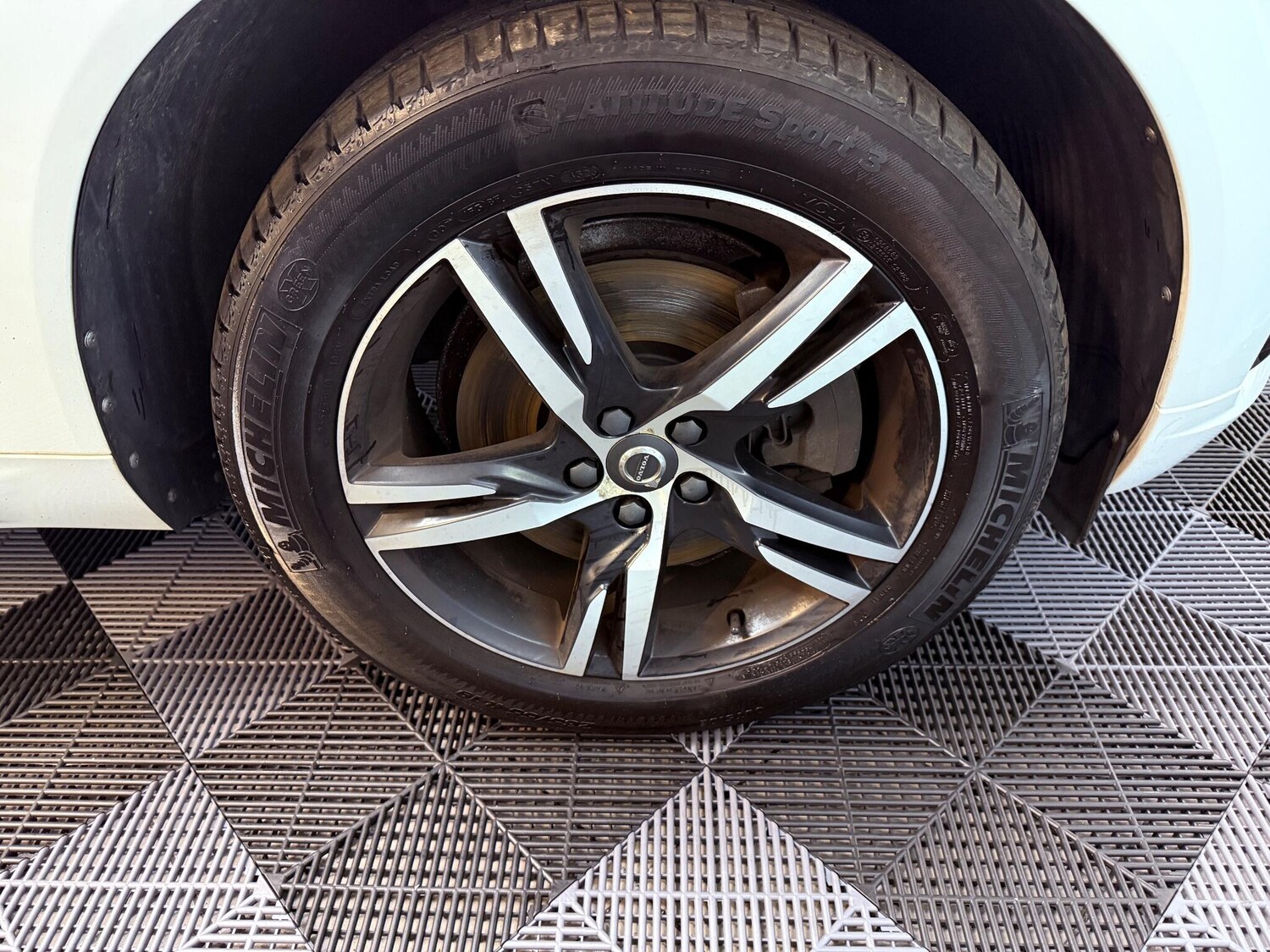 Used Volvo XC60 2018 for sale - 76423869: Photo 52