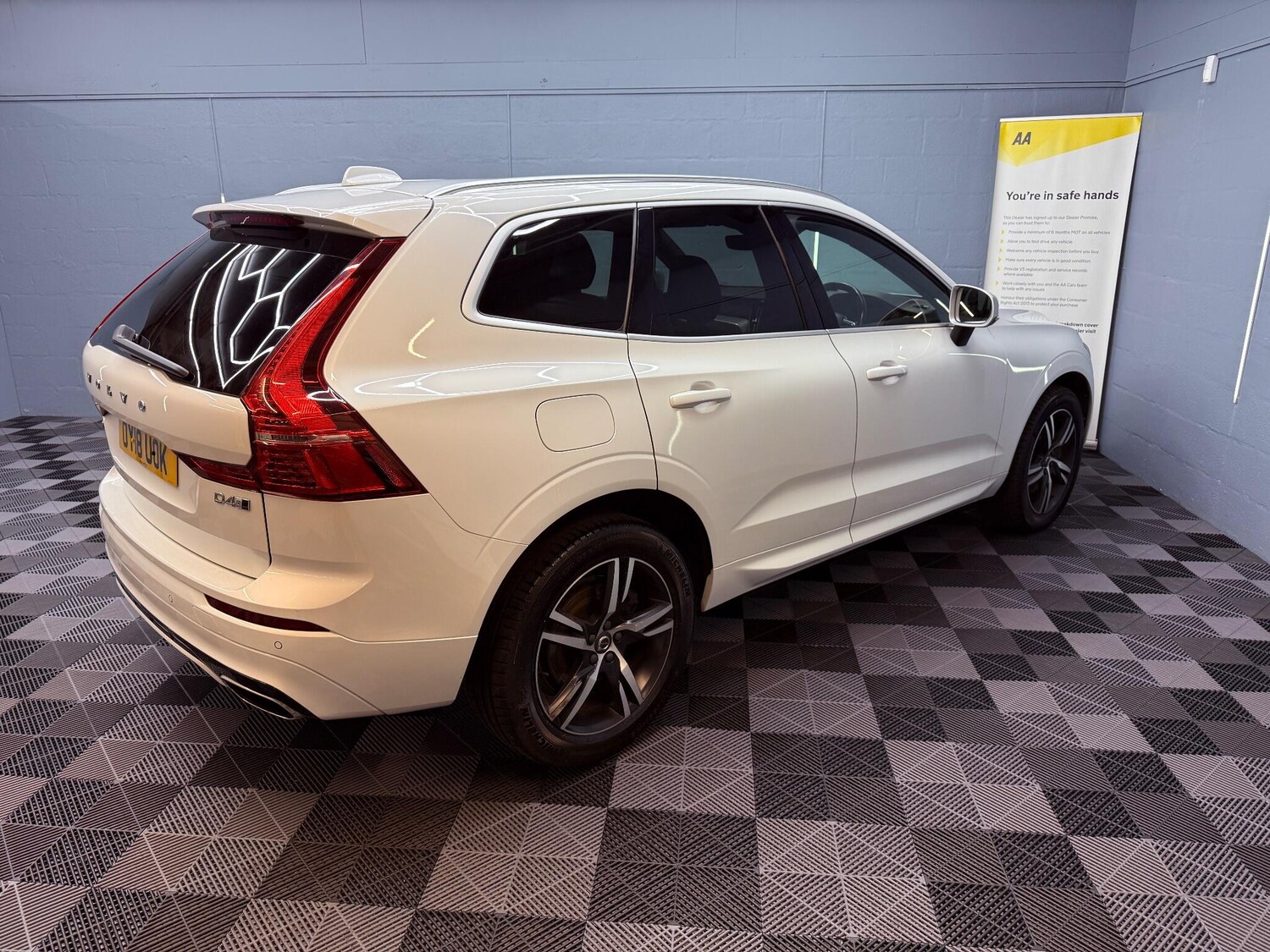 Used Volvo XC60 2018 for sale - 76423869: Photo 54