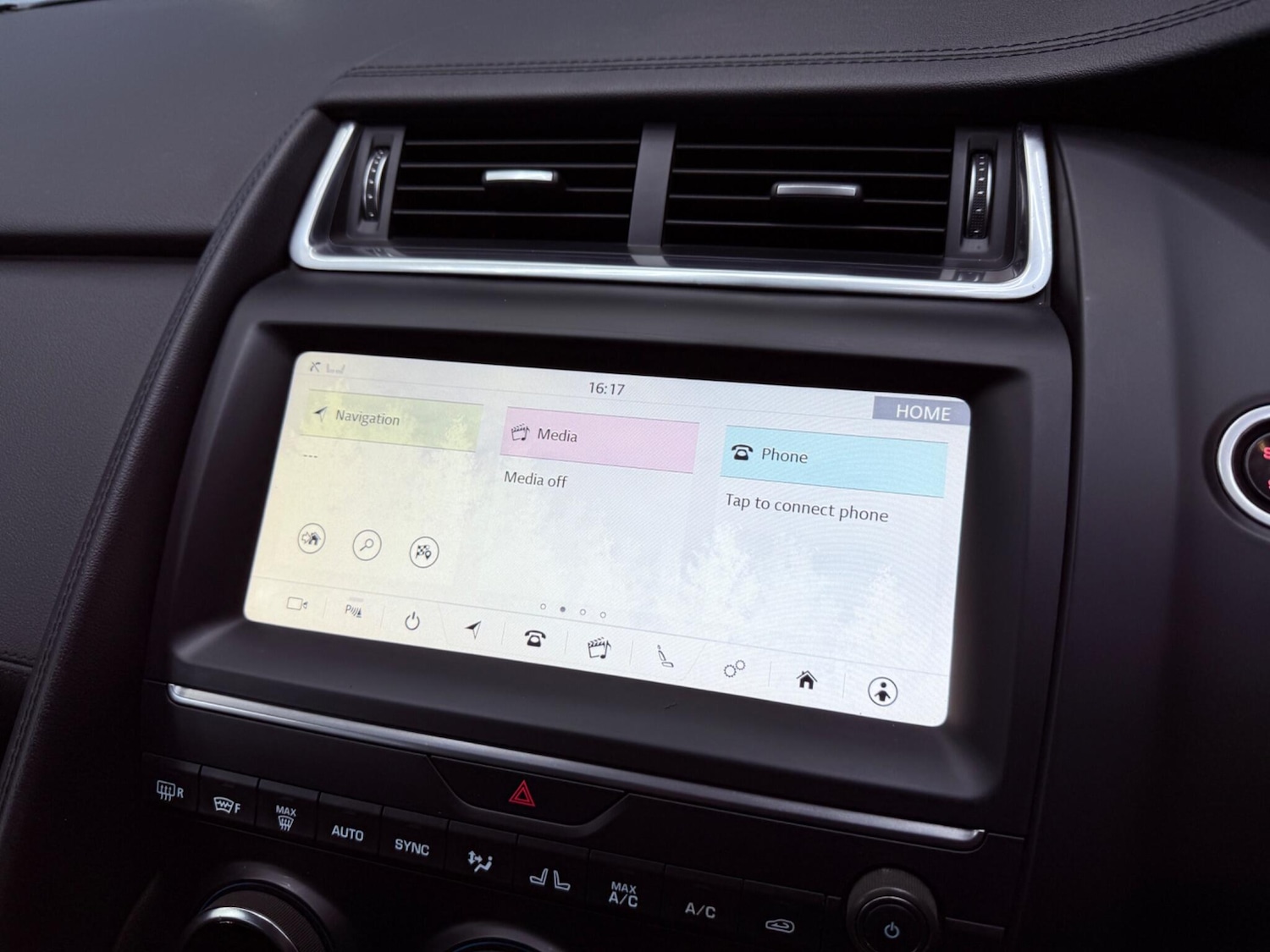 Used Jaguar E-Pace 2019 for sale - 78034310: Photo 15