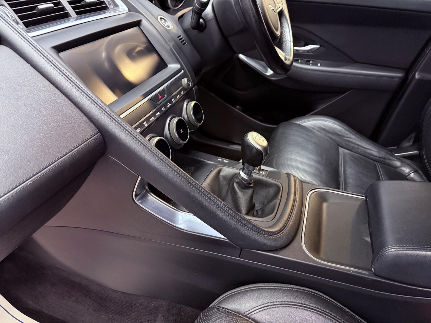 Used Jaguar E-Pace 2019 for sale - 78034310: Photo 26