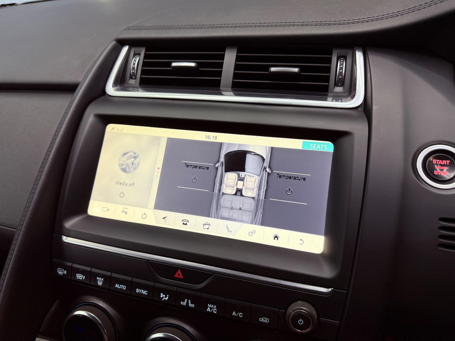 Used Jaguar E-Pace 2019 for sale - 78034310: Photo 9