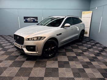 Used Jaguar F-Pace 2018 for sale - 77683410: Photo