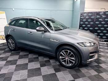 Used Jaguar F-Pace 2019 for sale - 78784303: Photo