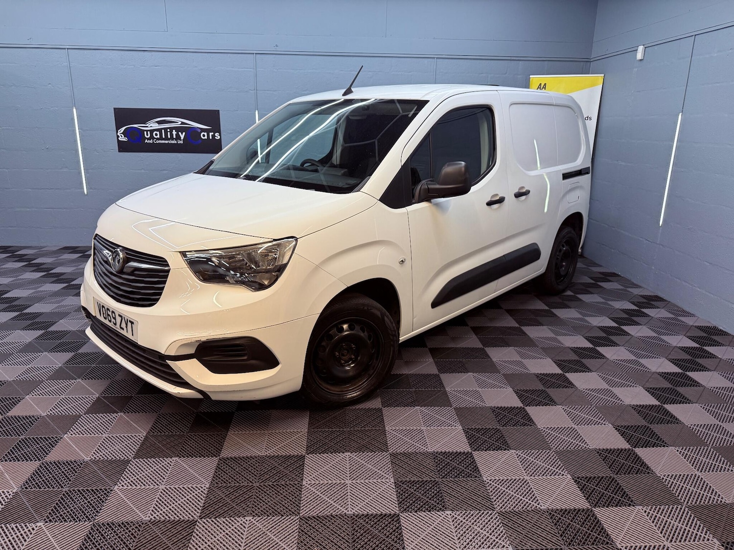 Used Vauxhall Combo 2019 for sale - 76988516: Photo 6