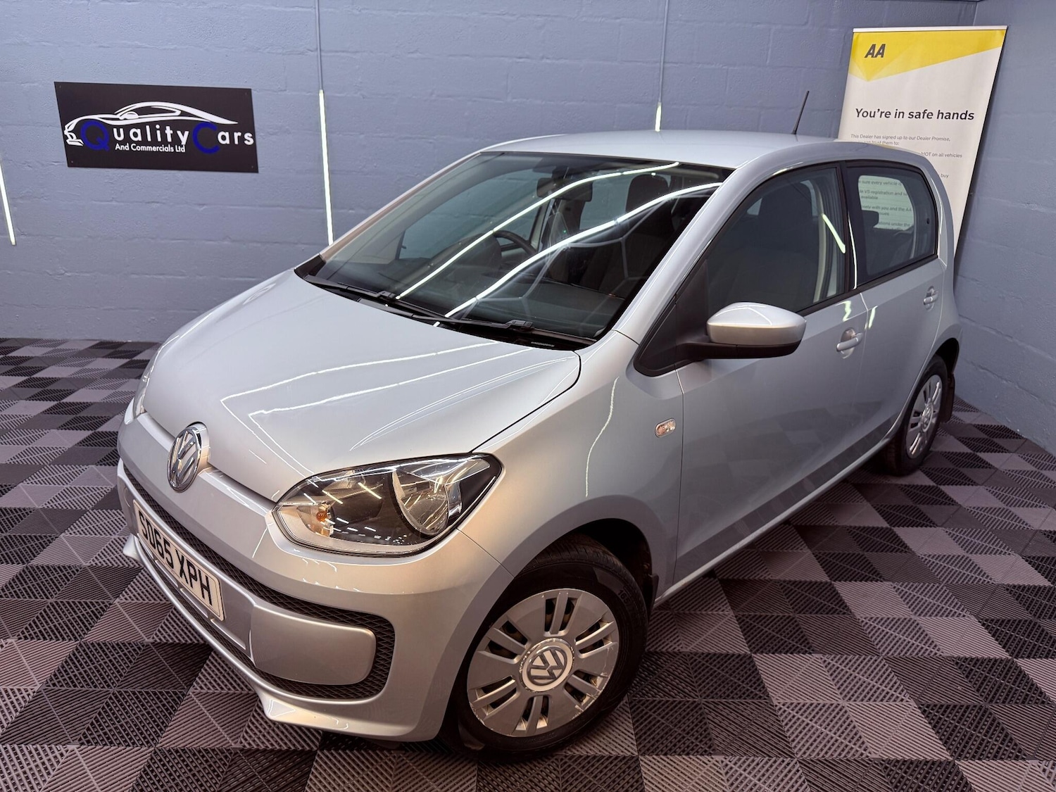 Used Volkswagen up! 2015 for sale - 75978118: Photo 1