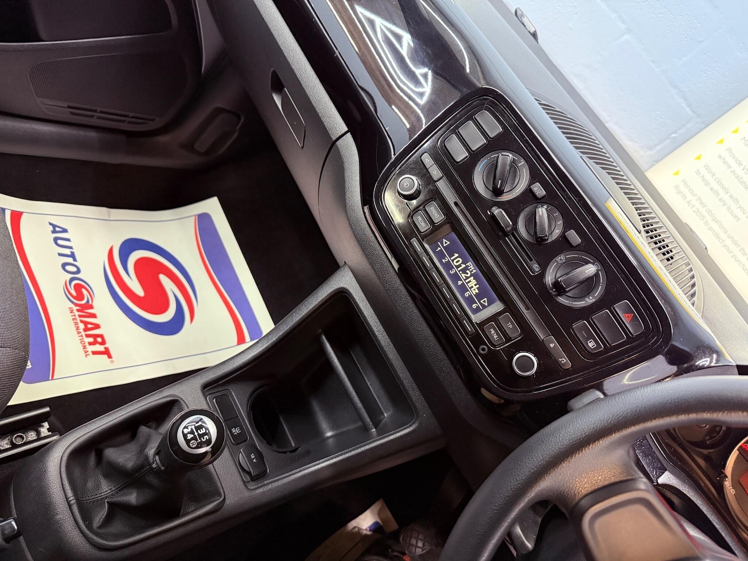 Used Volkswagen up! 2015 for sale - 75978118: Photo 11