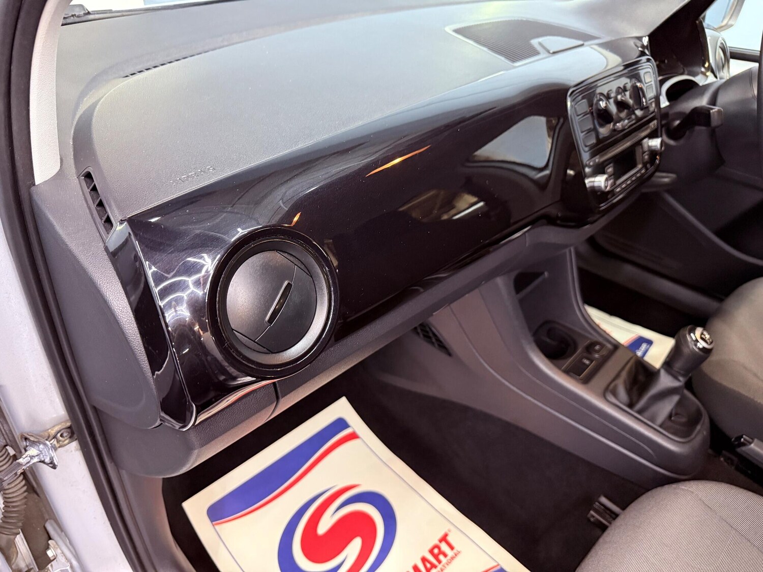 Used Volkswagen up! 2015 for sale - 75978118: Photo 16