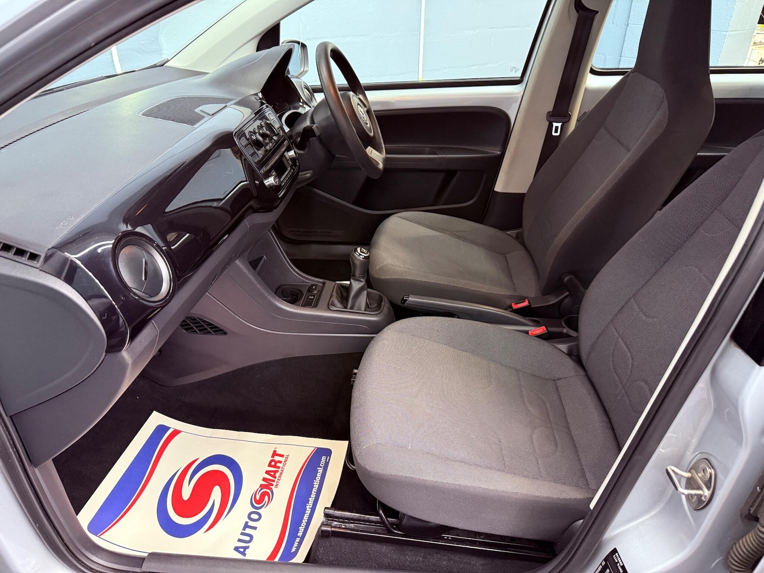 Used Volkswagen up! 2015 for sale - 75978118: Photo 17