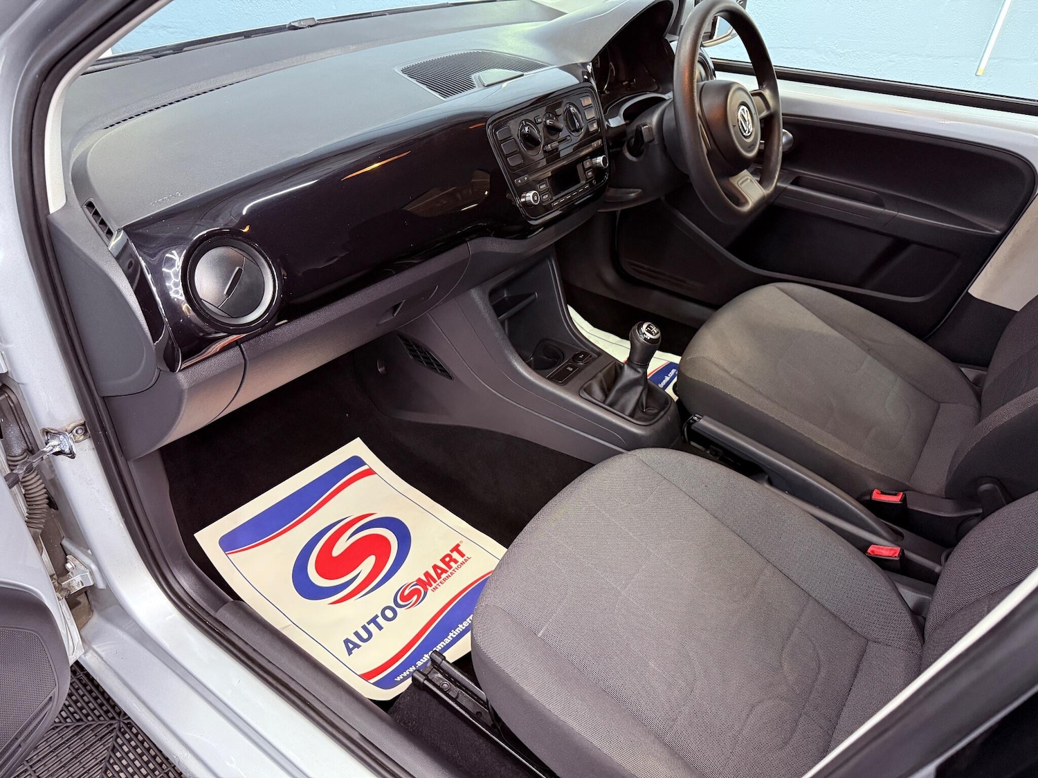 Used Volkswagen up! 2015 for sale - 75978118: Photo 18