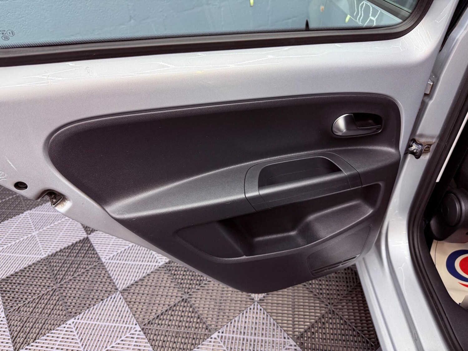 Used Volkswagen up! 2015 for sale - 75978118: Photo 19