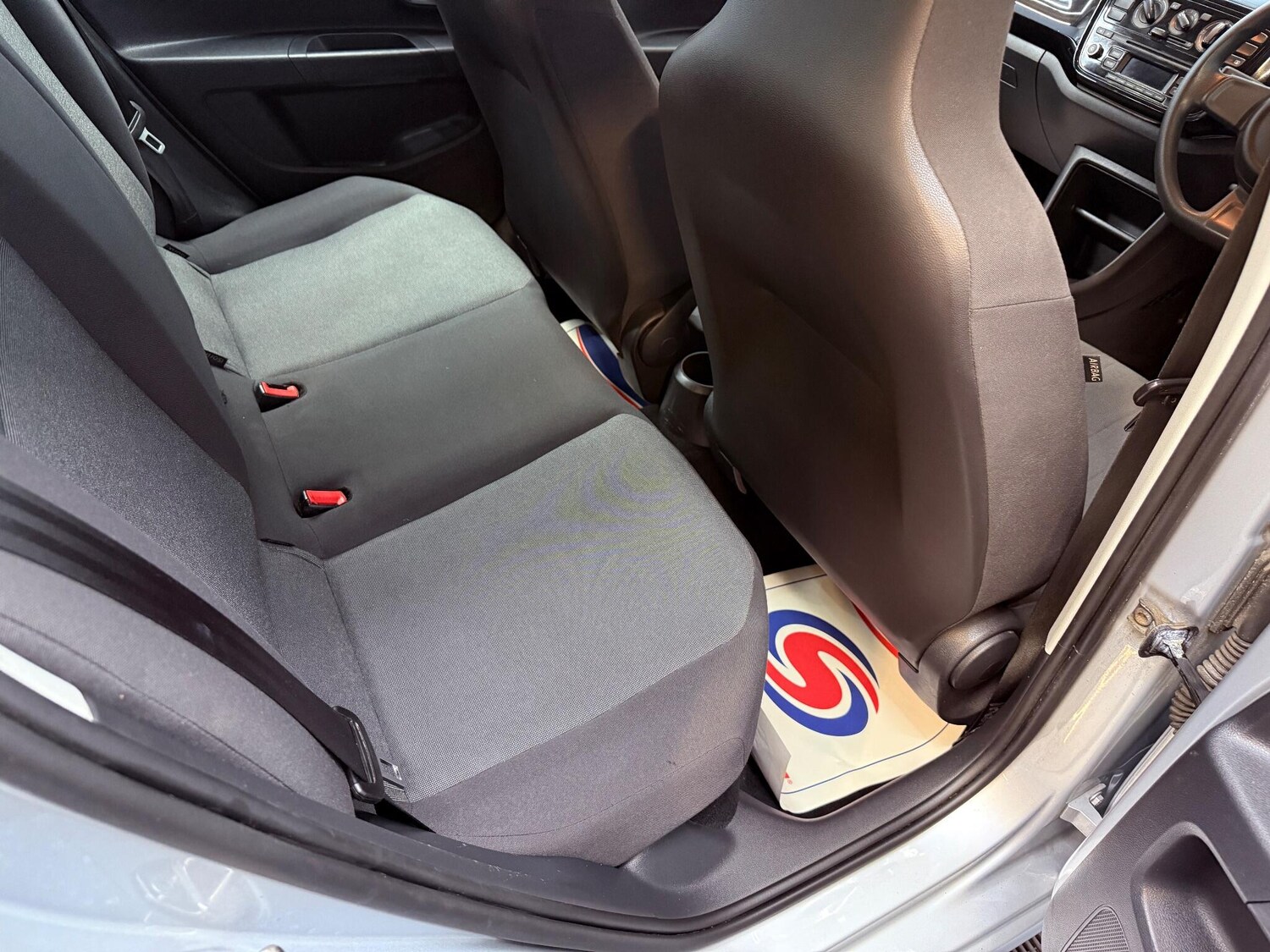 Used Volkswagen up! 2015 for sale - 75978118: Photo 27