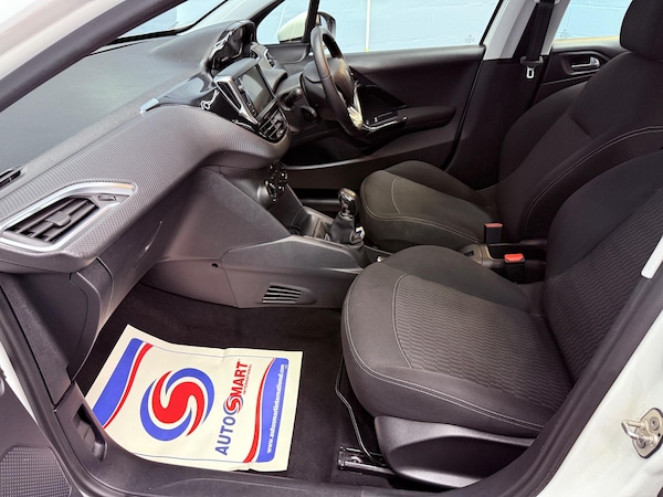 Used Peugeot 208 2017 for sale - 76002495: Photo 16