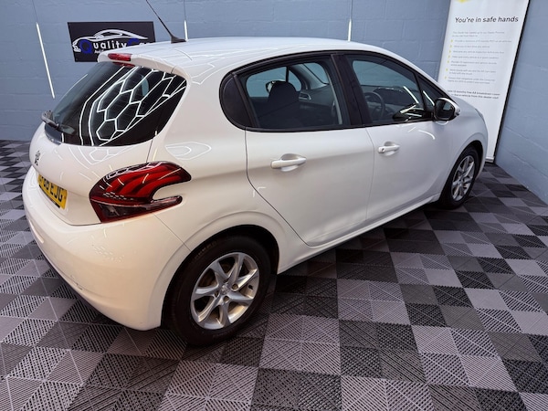Used Peugeot 208 2017 for sale - 76002495: Photo 35