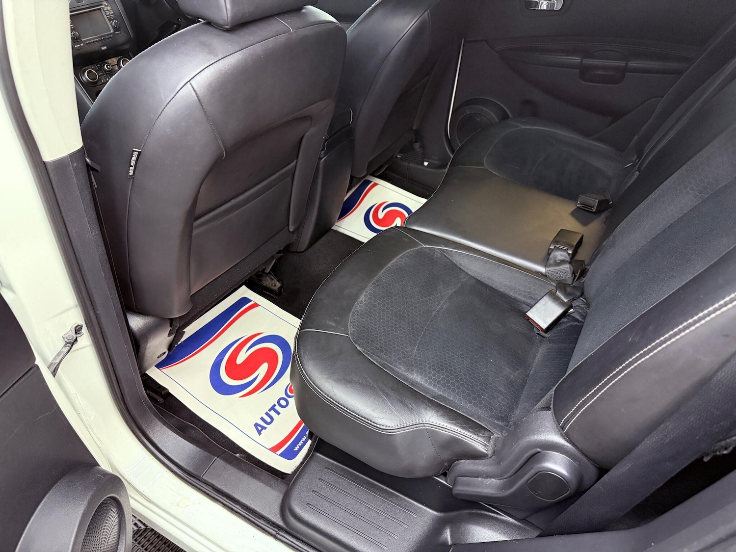 Used Nissan Qashqai+2 2013 for sale - 76572614: Photo 15