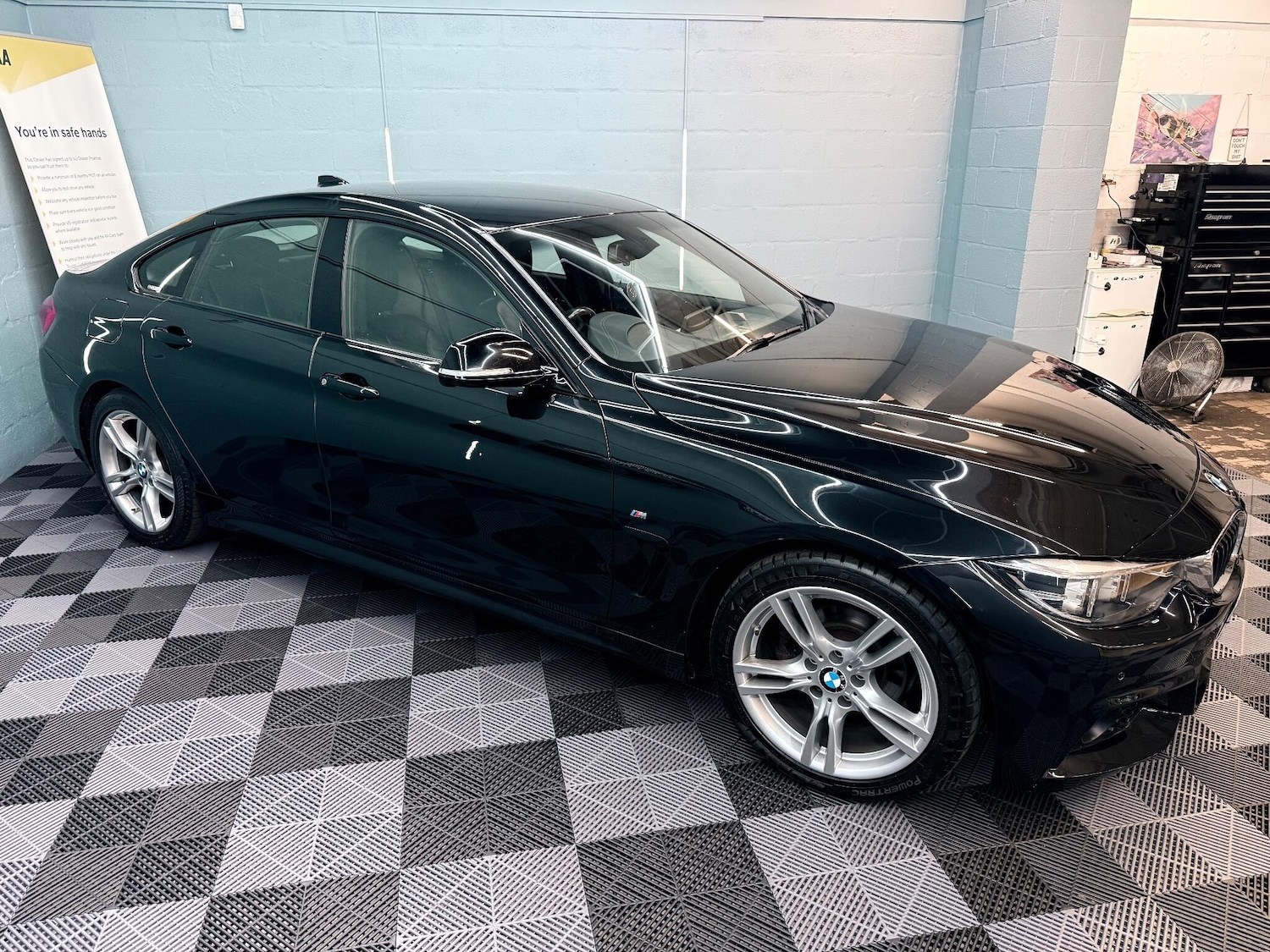 Used BMW 4 Series 2017 for sale - 76942719: Photo 3