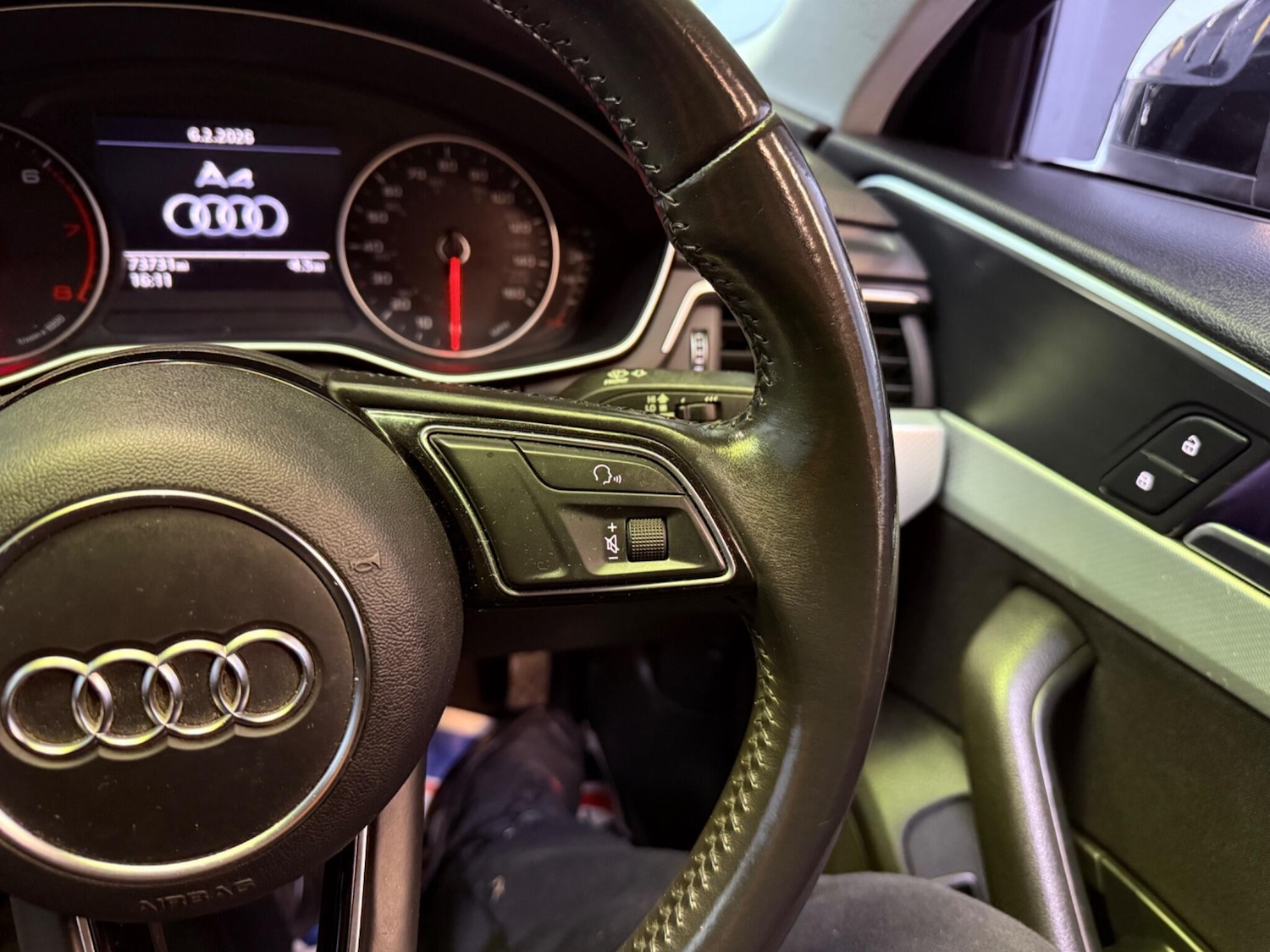 Used Audi A4 2016 for sale - 76865863: Photo 16