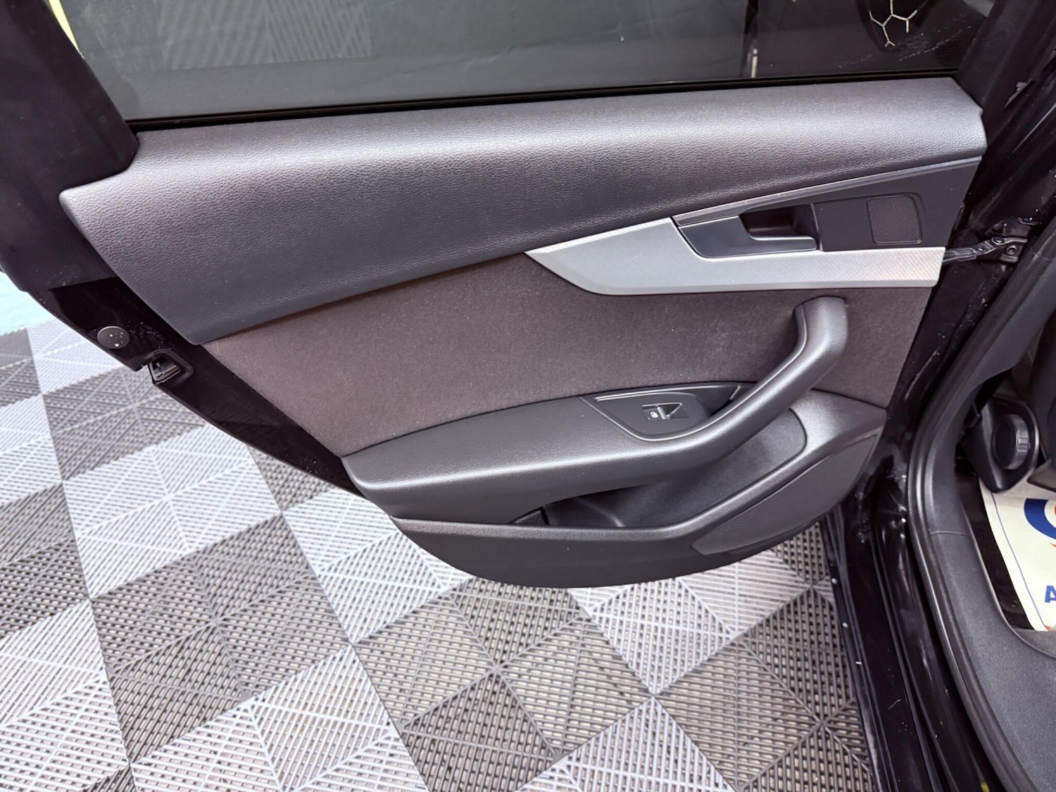 Used Audi A4 2016 for sale - 76865863: Photo 26