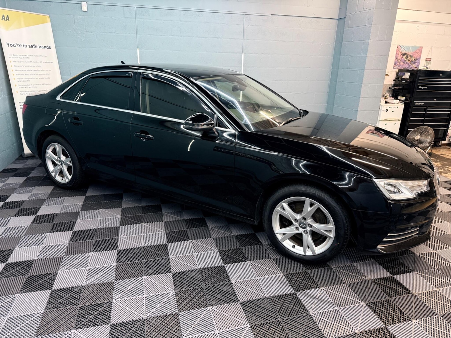 Used Audi A4 2016 for sale - 76865863: Photo 3