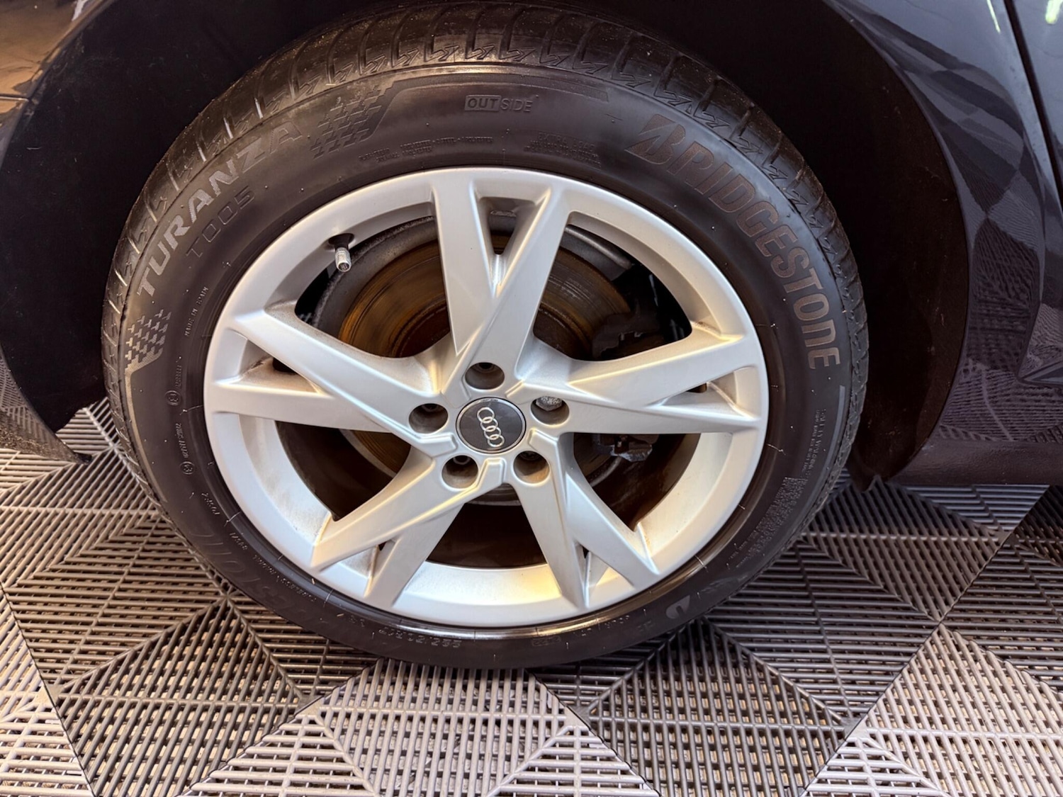 Used Audi A4 2016 for sale - 76865863: Photo 32