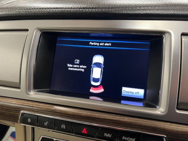 Used Jaguar XF 2012 for sale - 74680379: Photo 24